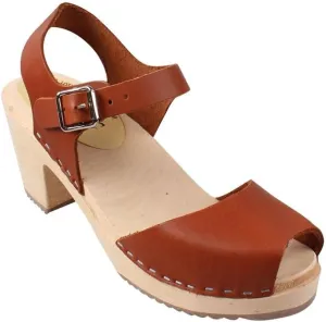 Classic Swedish Cloges - Tan Highwood Leather Clogs for Women | Open Toe | Wooden Base | Comfortable & Supportive Shoes | Handcrafted in Sweden | Tan