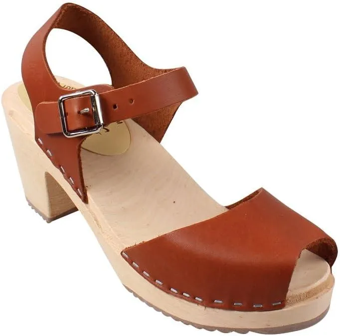 Classic Swedish Cloges - Tan Highwood Leather Clogs for Women | Open Toe | Wooden Base | Comfortable & Supportive Shoes | Handcrafted in Sweden | Tan