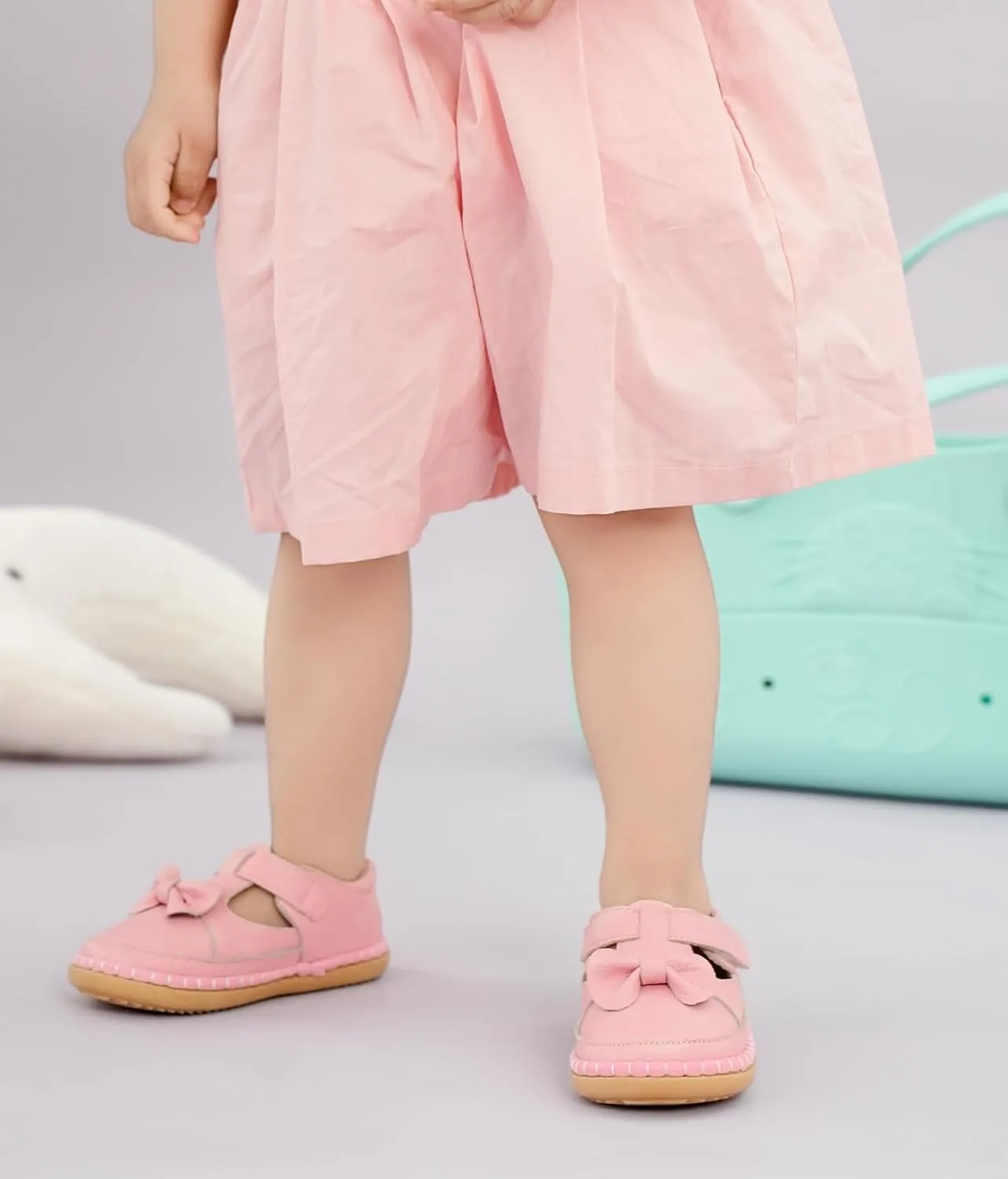 DADAWEN Toddler Girls Leather Lightweight Soft Sole Non-Slip Baby Walking Shoes Cute Bowknot Princess Dress Shoes Flower Girls Mary Jane Flats Party Wedding