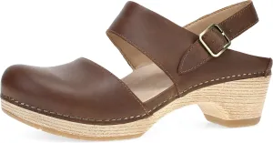 Dansko Lucia Closed-Toe Sandals for Women - Linings from Recycled Materials and Leather for Breathability- Lightweight Rubber Outsole for Long-Lasting Wear