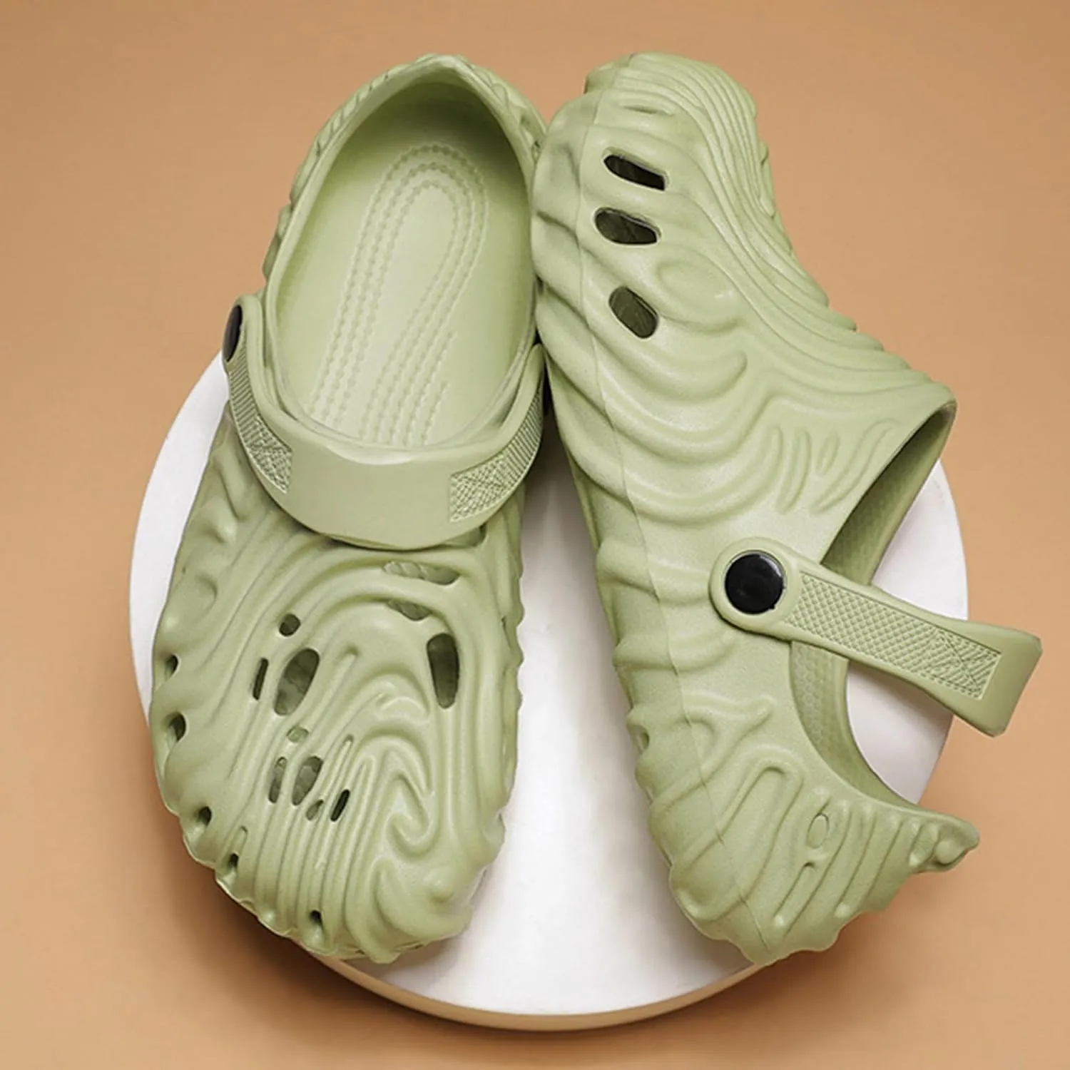 Foam Treadmill Sneakers Cloud Slippers Women's Foam Couple Men's Foam Pillow Casual Shoes Anti-slip Outdoor Beach Slippers Summer