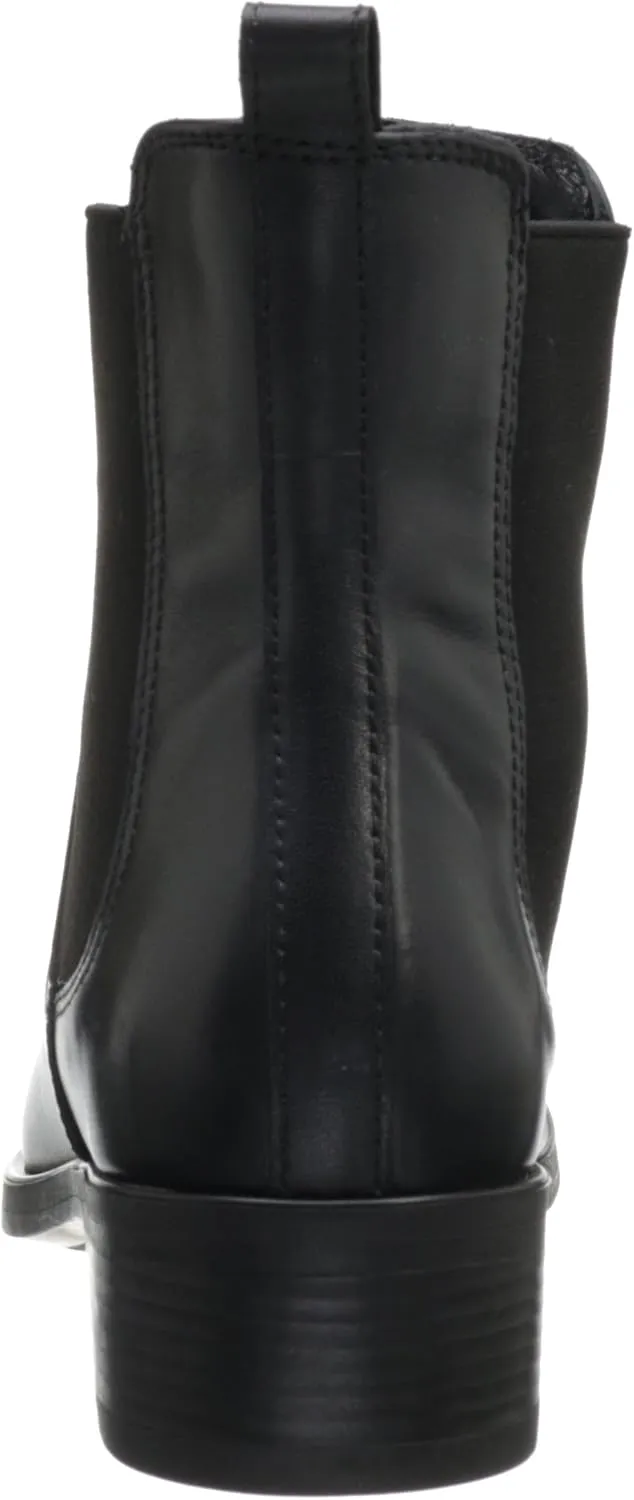 La Canadienne Women's Sara Bootie
