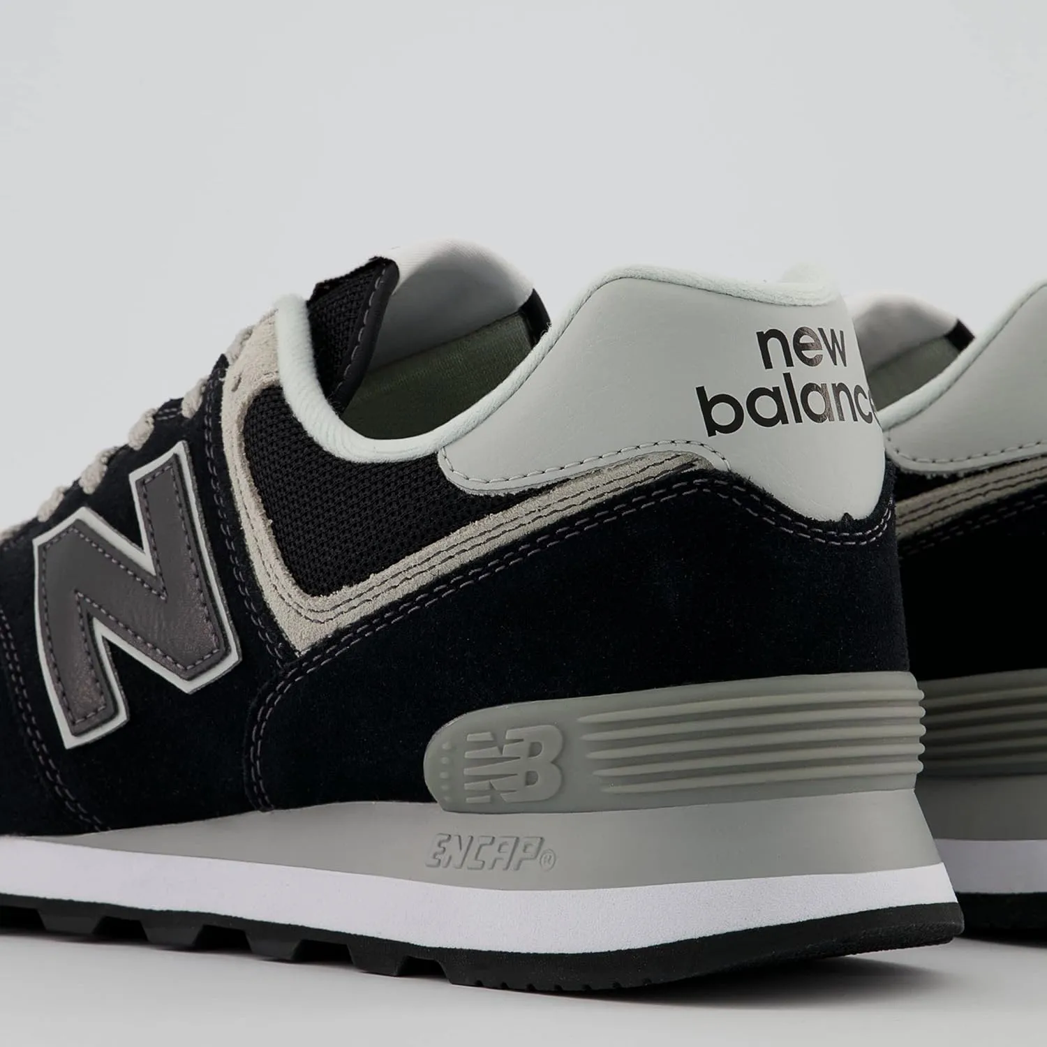 New Balance Men's Iconic 574 Sneaker, Grey, 8 D US