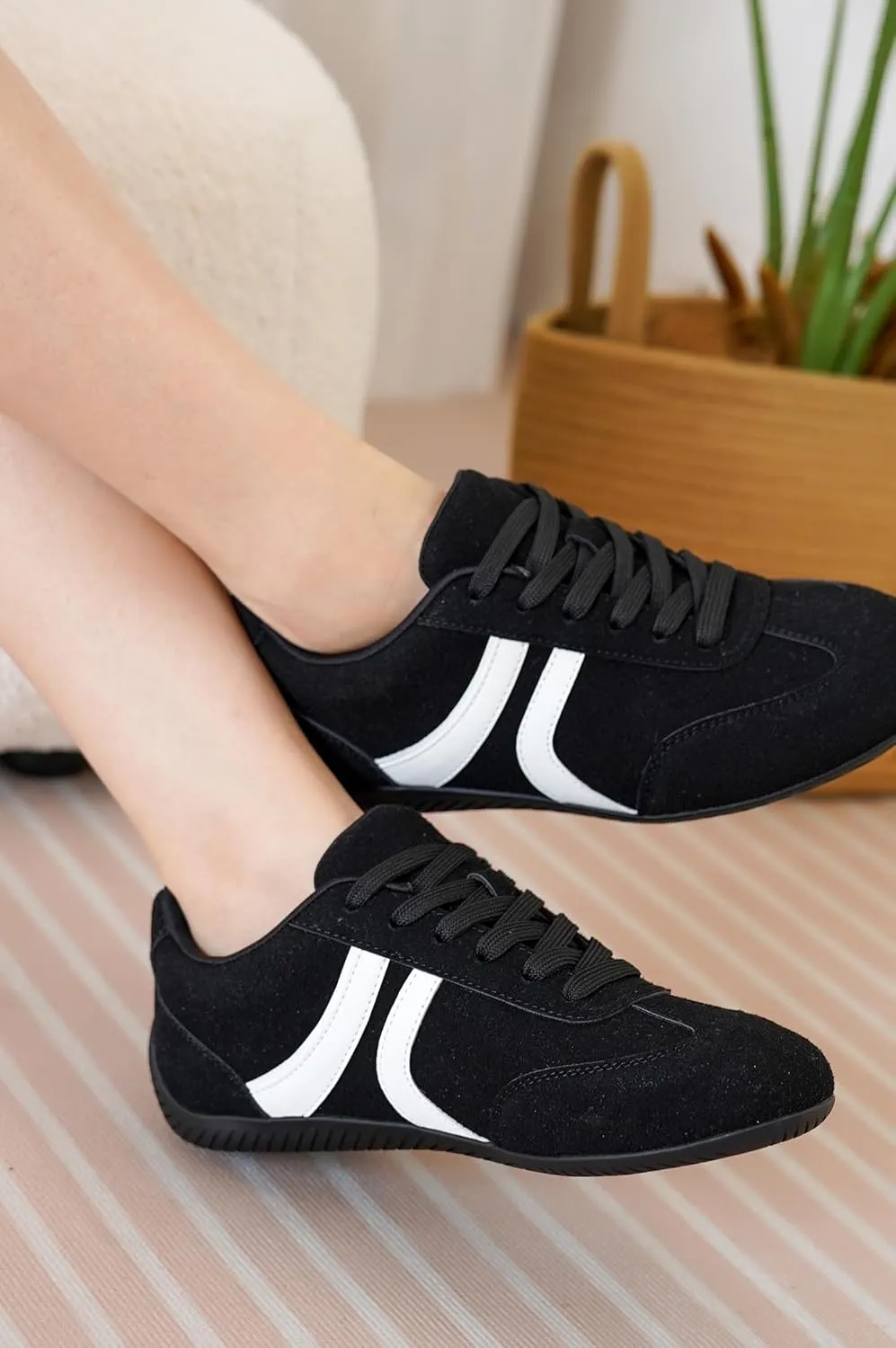 Project Cloud Barefoot Shoes Women – Comfortable Lace-Up Womens Shoes with Memory Foam – Lightweight & Non Slip Womens Shoes Casual – All-Day Women's Fashion Sneakers for 2025 (Goal)