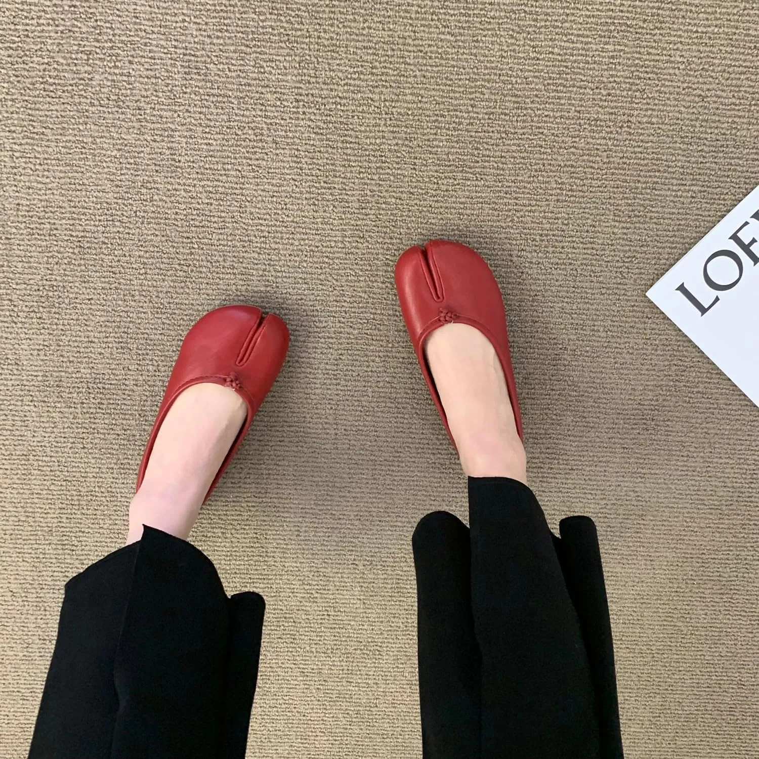 Red Tabi Shoes for Women Split Toe Flats Ballet Wide Width Slip-On Slides Breathable Comfortable Casual Round Toe Low Heel Sandals Dress Spring Summer Fall Office Indoors Outdoors