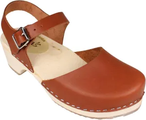 Swedish Low Wood Clog Sandal for Women | Low Heel Mary Jane Style Wooden Clogs Hanmade in Sweden | Alder Wood Base and Natural Leather | Tan