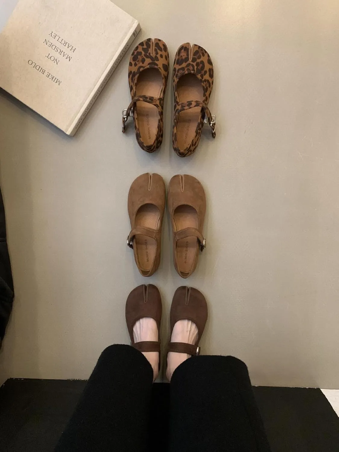 Tabi Shoes Mary Jane Leopard Flats for Women Split Toe Wide Width with Straps Buckles Breathable Comfortable Casual Round Toe Low Heel Retro Sandals Dress Spring Summer Fall Office Indoors Outdoors