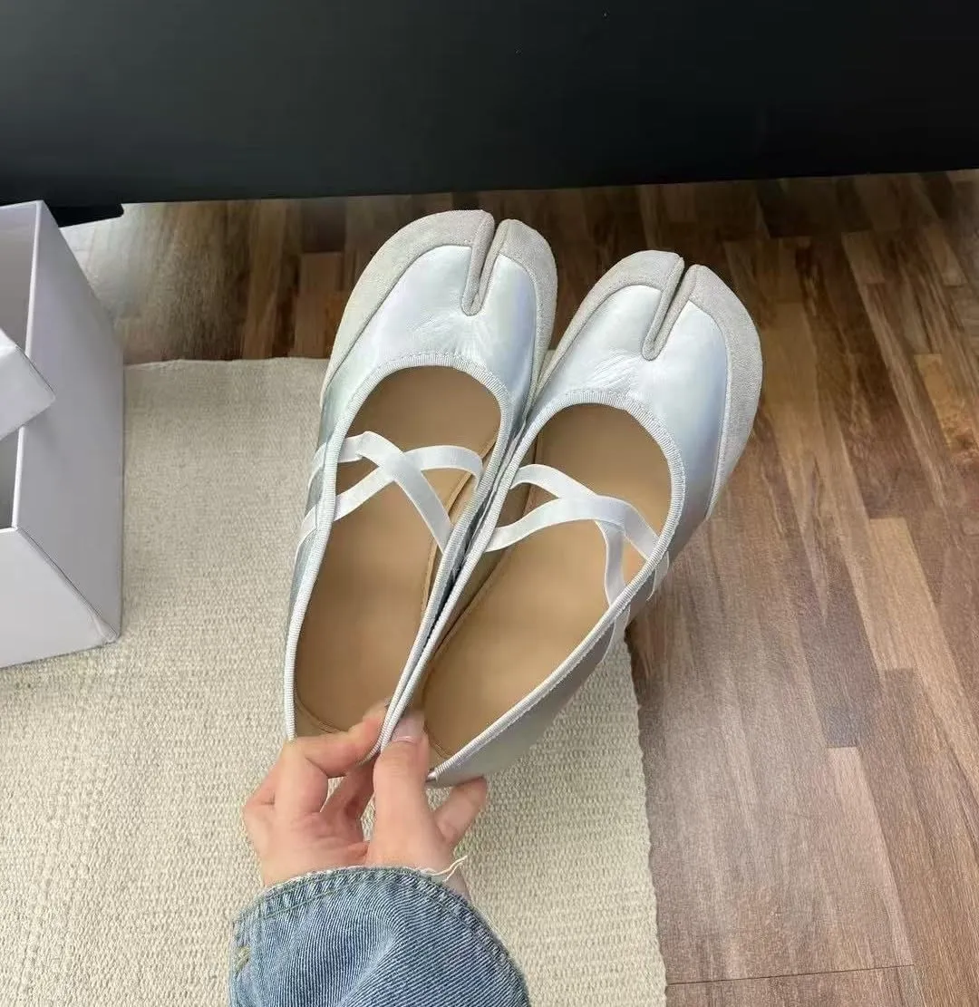 Tabi Shoes Split Toe Leather Mary Janes Flats with Laces for Women Girls Ballet Summer Sandals Non Slip Lightweight Round Toe Wide Width Casual Cute Y2K Kawaii Pumps Spring Fall Outdoors