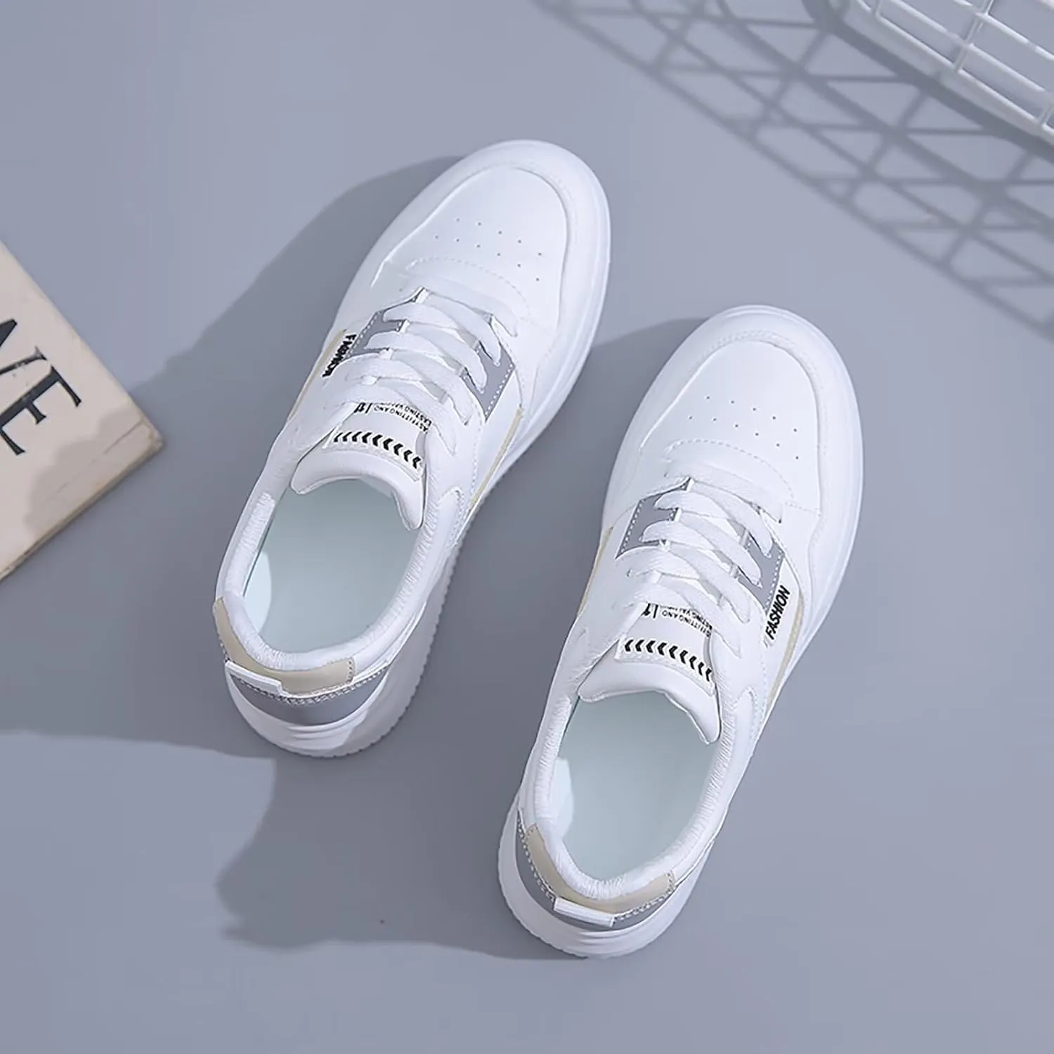 TERBOFIN Skate Shoes for Women White Walking Shoes Fashion Sneakers Casual Shoes Lightweight