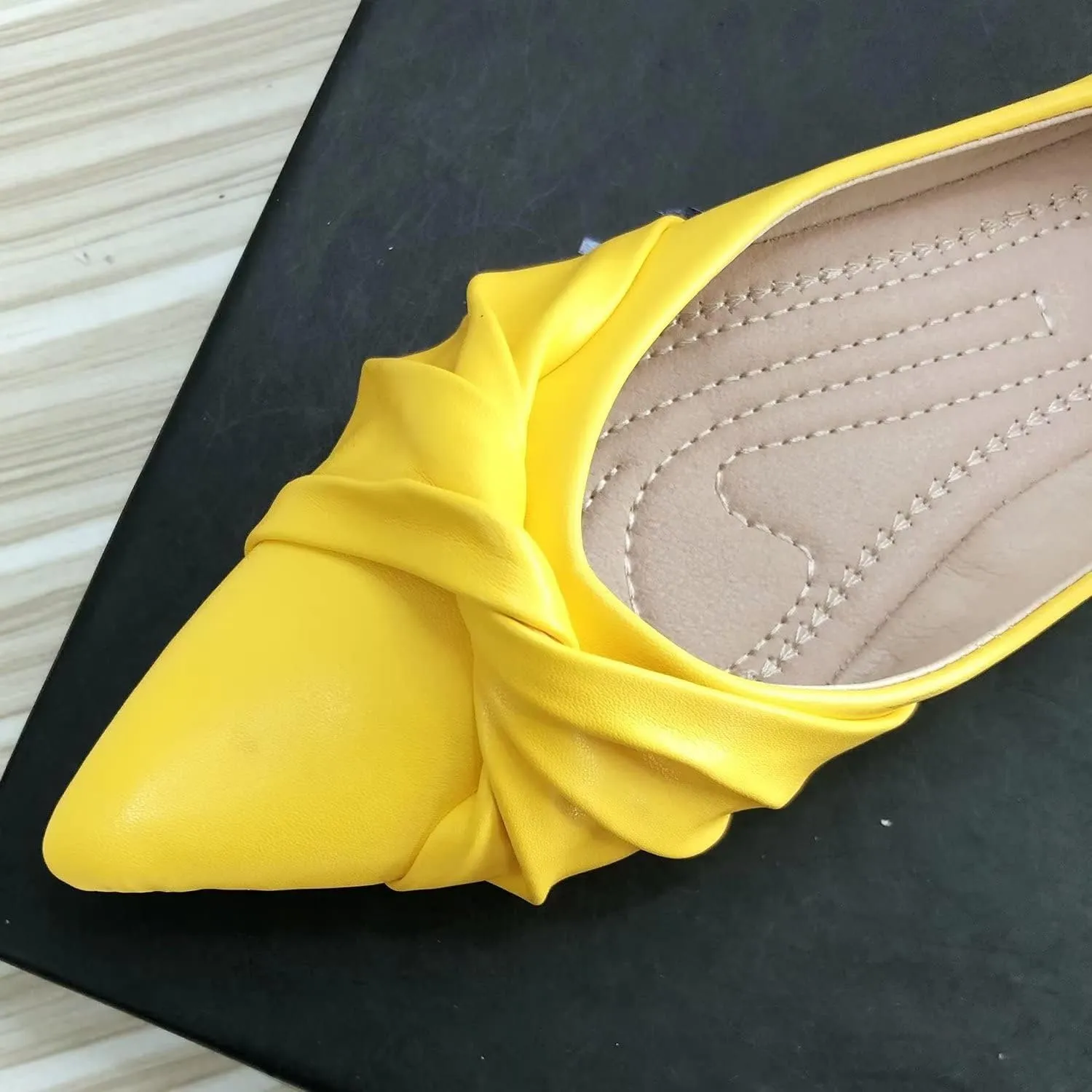 TN TANGNEST Women's Bright Leather Pointy Toe Bow Ballet Flats Classic Slip on Dress Ballerian Shoes for Wedding Party