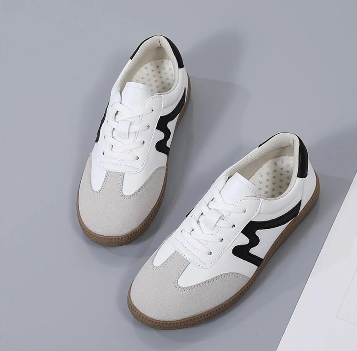 Trendy Women Sneakers, Memory Foam Women's Fashion Sneakers Lace-up Non-Slip Retro Walking Shoes Womens Shoes