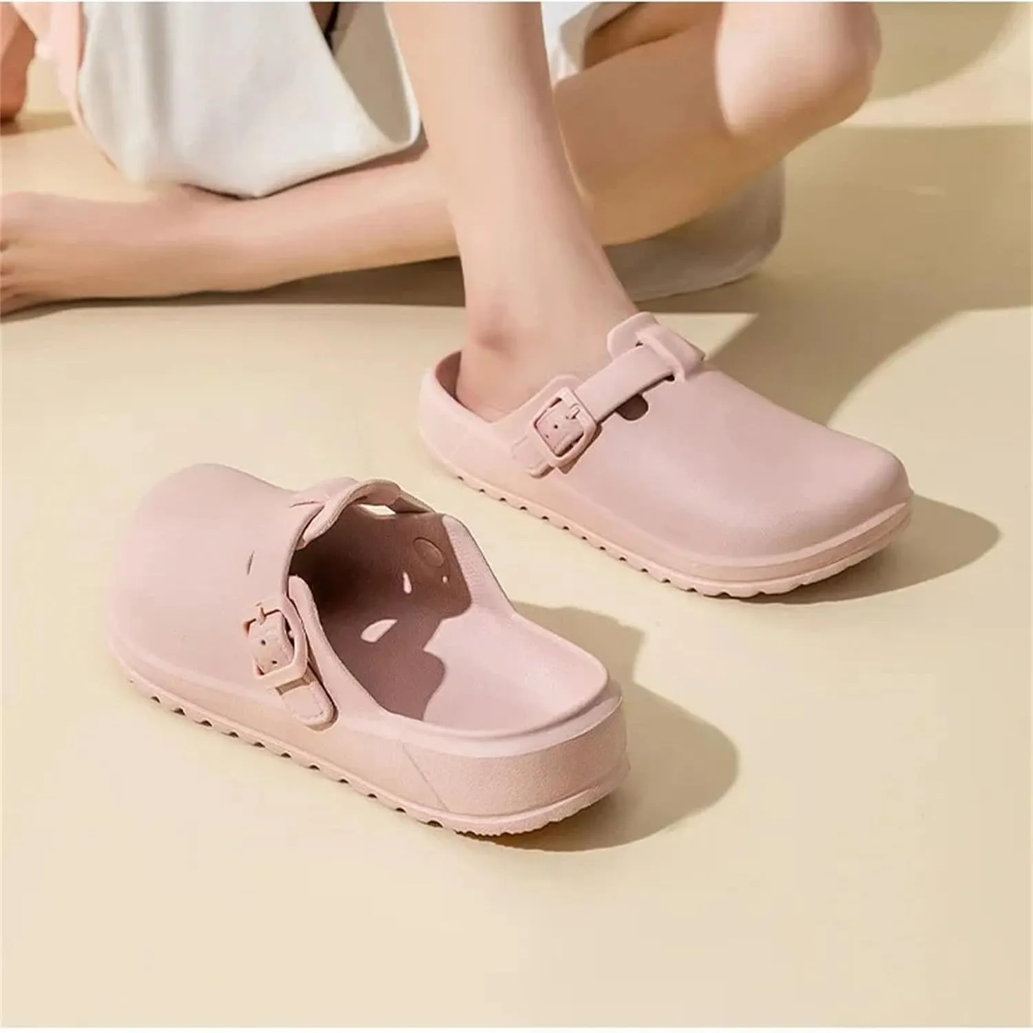Unisex Anti-Slip Clogs - Comfortable Outdoor Beach Sandals with Arch Support