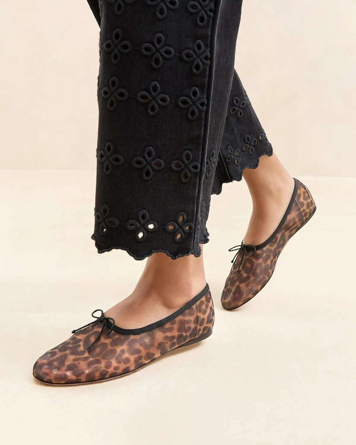 Women Ballet Flats Round Toe Mary Jane Shoes Casual Comfortable Dressy Shoes with Bow