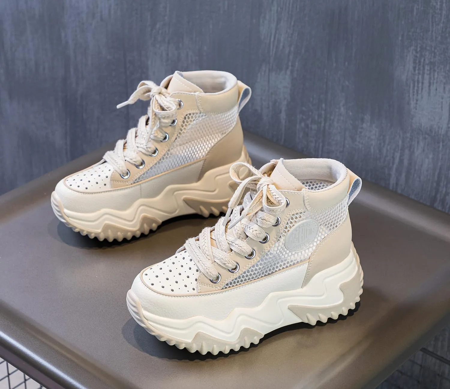 Women's Casual Breathable Platform Sneakers Y2K Comfort Walking Shoes for College Girl Campus