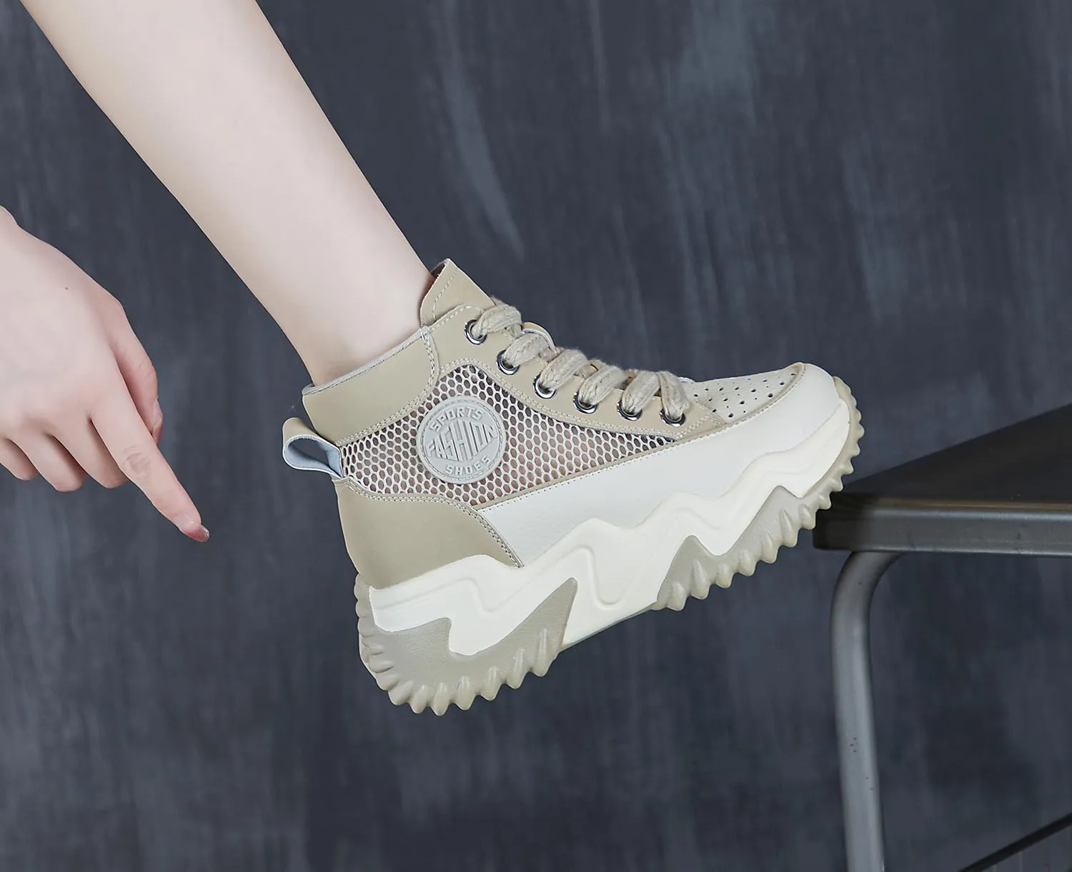 Women's Casual Breathable Platform Sneakers Y2K Comfort Walking Shoes for College Girl Campus