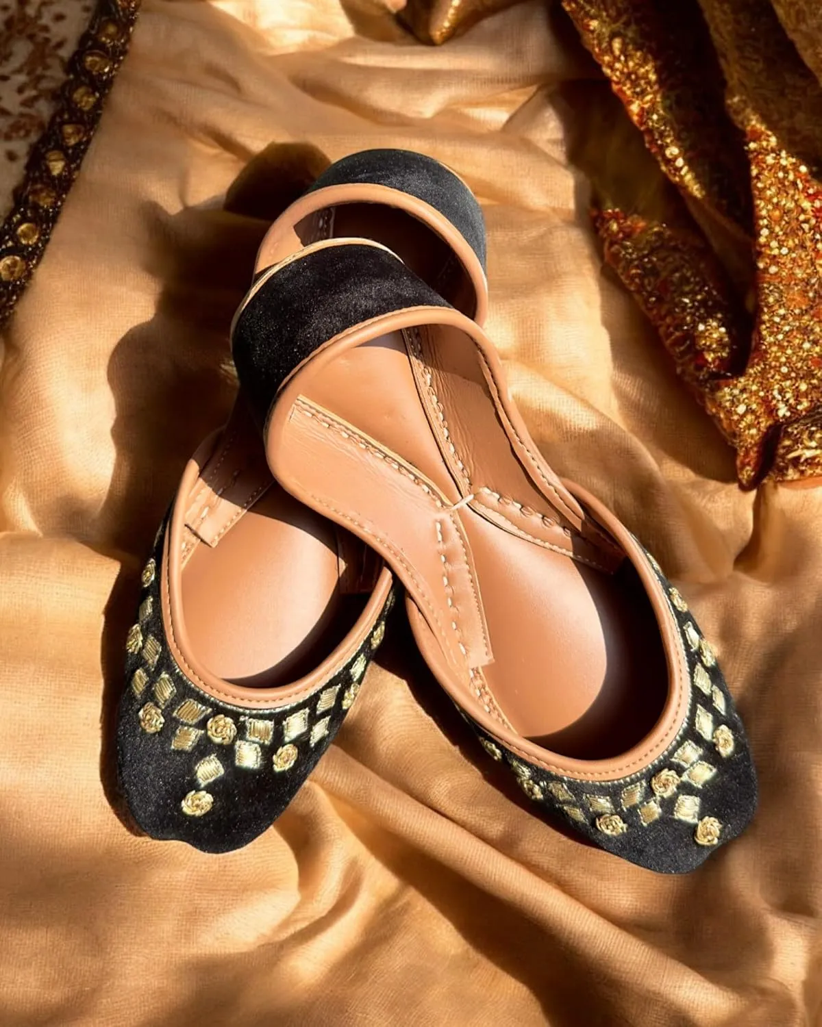Women's Slip On Traditional Handmade Khussa Bridal Mojari Punjabi Jutti Ethnic Ballet Flats